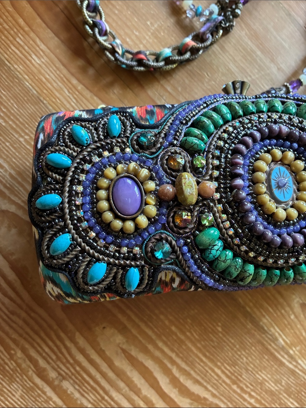 Sensational Mary Frances Natural, Crystal & Painted Stones Ikat Clutch Bag - Picture 4 of 16